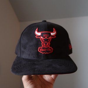 New Era  Chicago Bulls Windy City Hardwood Classics Buckleback Hat